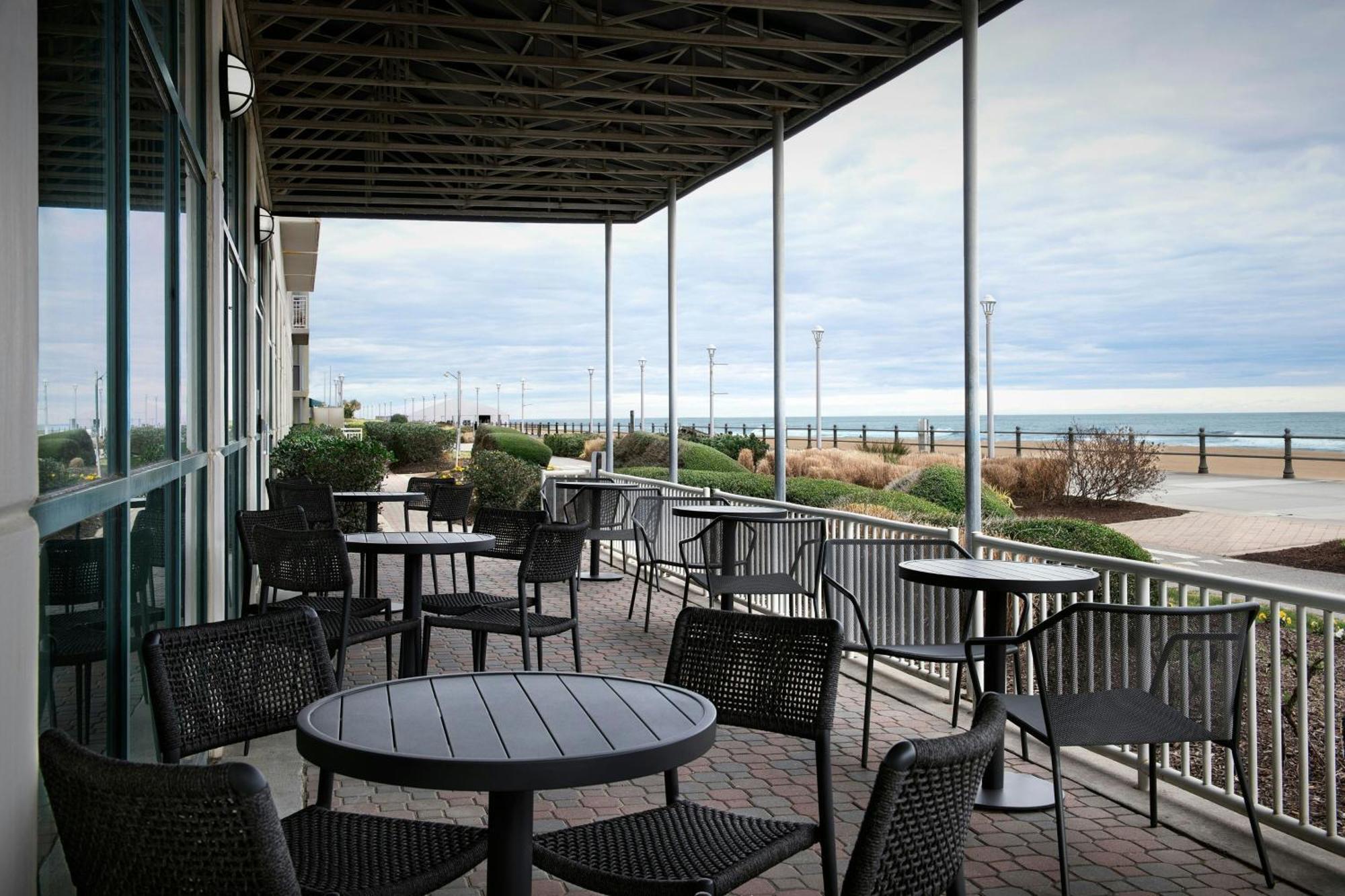 Courtyard Virginia Beach Oceanfront/South Exterior foto